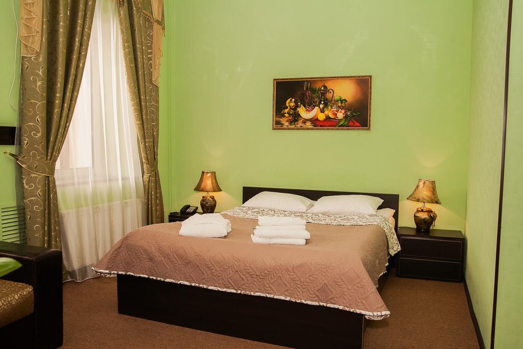Gubernia Hotel Харков Екстериор снимка